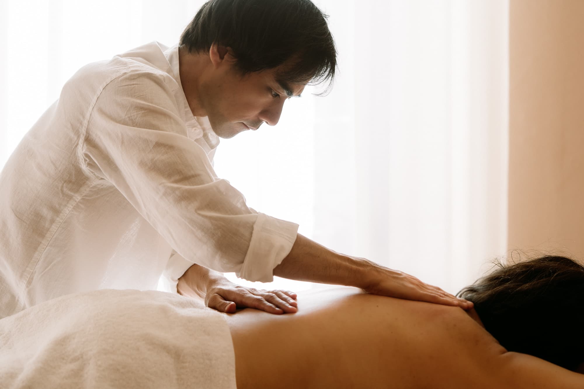 Shiatsu for healing emotion